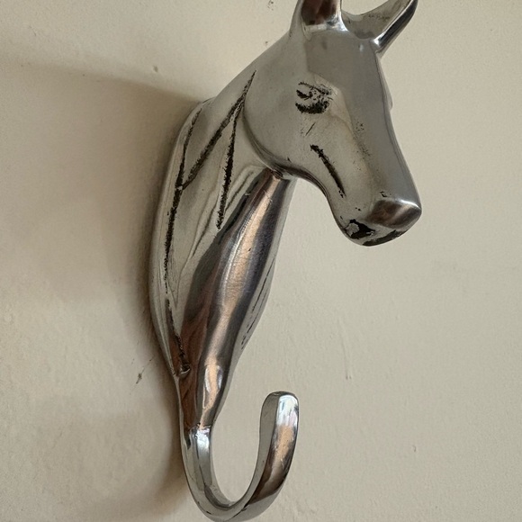 Silver Horse Head Wall Hook - Picture 4 of 5